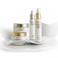 XPOSE Cosmetics - Artistry